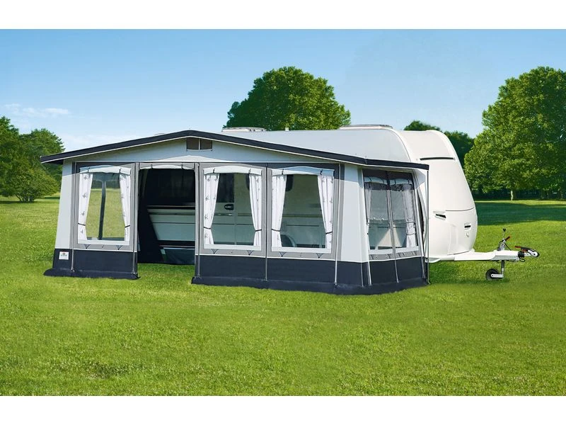 Brand Caravanvoortent Castello 240