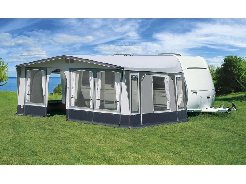 Brand Caravanvoortent Topas 350 3 Brand Caravanvoortent Topas 350